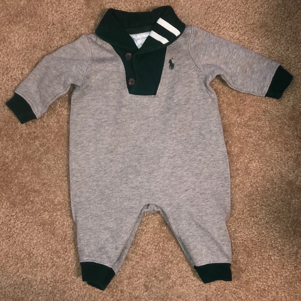 2 Cute coverall sets